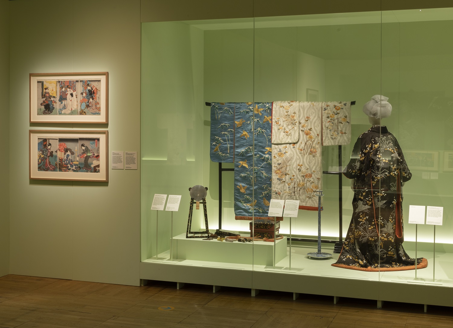 ★日本未入荷★【V&A Museum】 V&A East Storehouse is a genuinely radical new museum